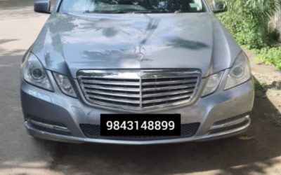 Mercedes-Benz  E220